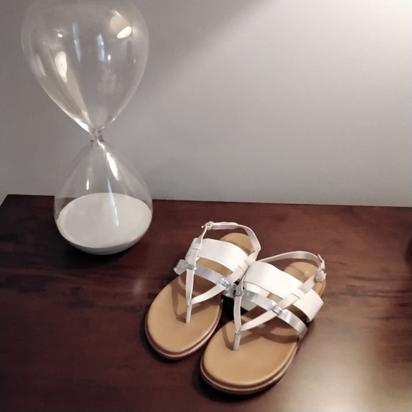 Cole Haan Finley Grand Sandals - 8B - Picture 5 of 10